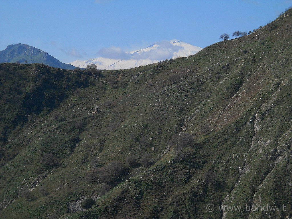 DSCN3671.JPG - L'Etna mi osserva sempre da lontano