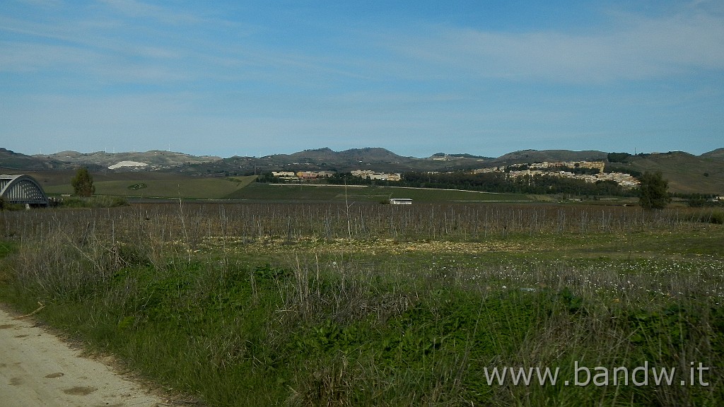 DSCN8741.JPG - valle del belice e terme di Acqua Pia