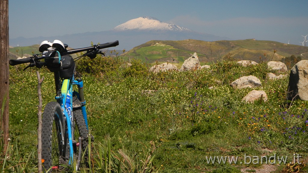 DSCN4645.JPG - Vizzini Exploring