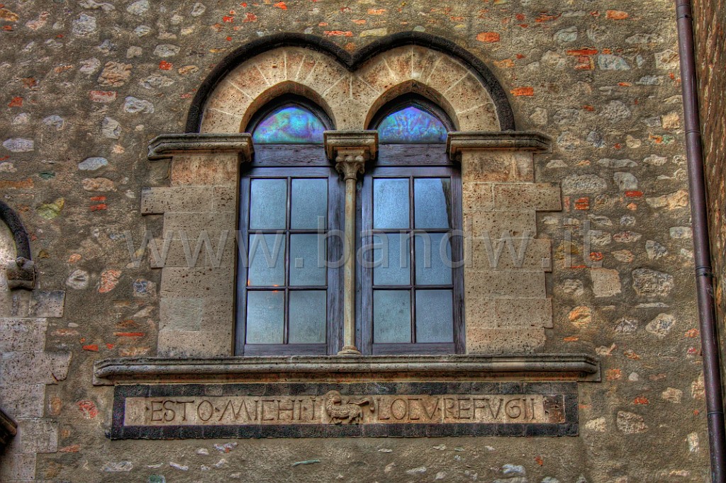IMG_5842And2More_tonemapped.jpg