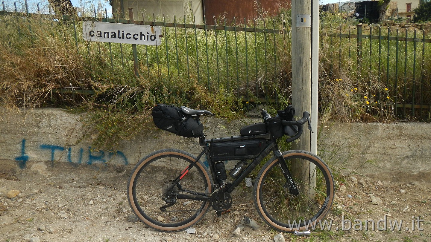 DSCN9708.JPG - Mi sento quasi a Casa qui in via Canalicchio