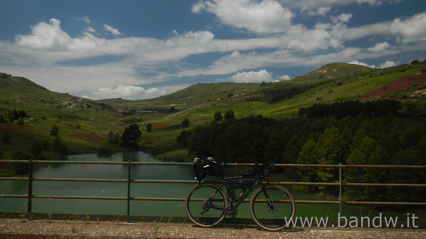 DSCN9734.JPG - Lago di Magazzolo con vista verso Ovest
