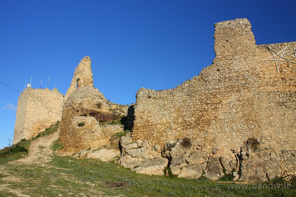 Centro_Sicilia_118.JPG - ...... il castello in tutto il suo splendore addobbato per Natale