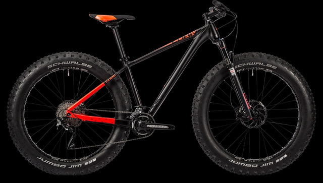 Dettagli fotografici della mia Cube Fat Nutrail Black'n'flashred 2016