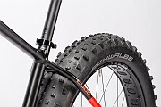 Dettagli fotografici della mia Cube Fat Nutrail Black'n'flashred 2016