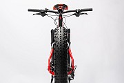 Dettagli fotografici della mia Cube Fat Nutrail Black'n'flashred 2016