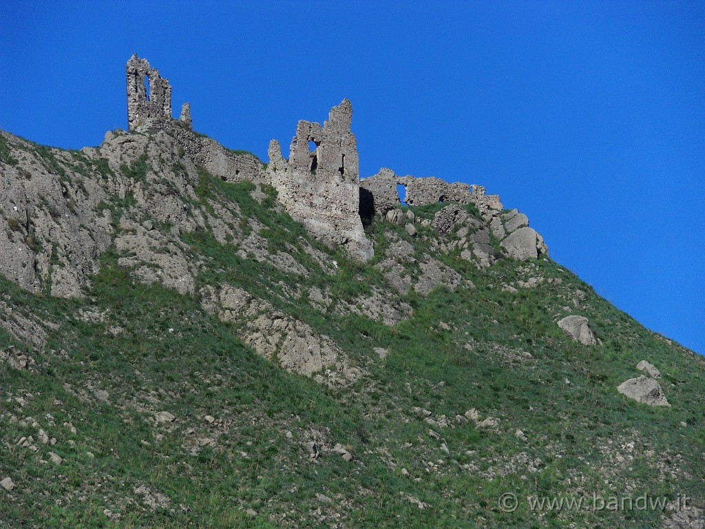 SDC11112.JPG - Quello che rimane del Castello di Francavilla di Sicilia