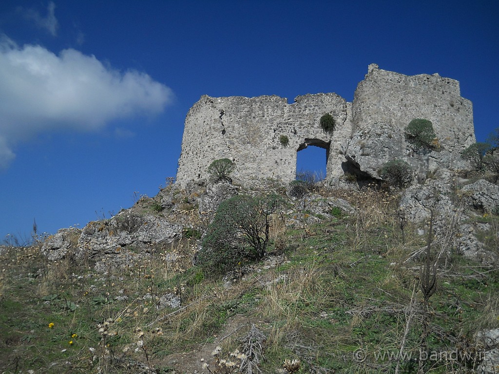 DSCN7728.JPG - Il Castello Belvedere di Fiumedinisi