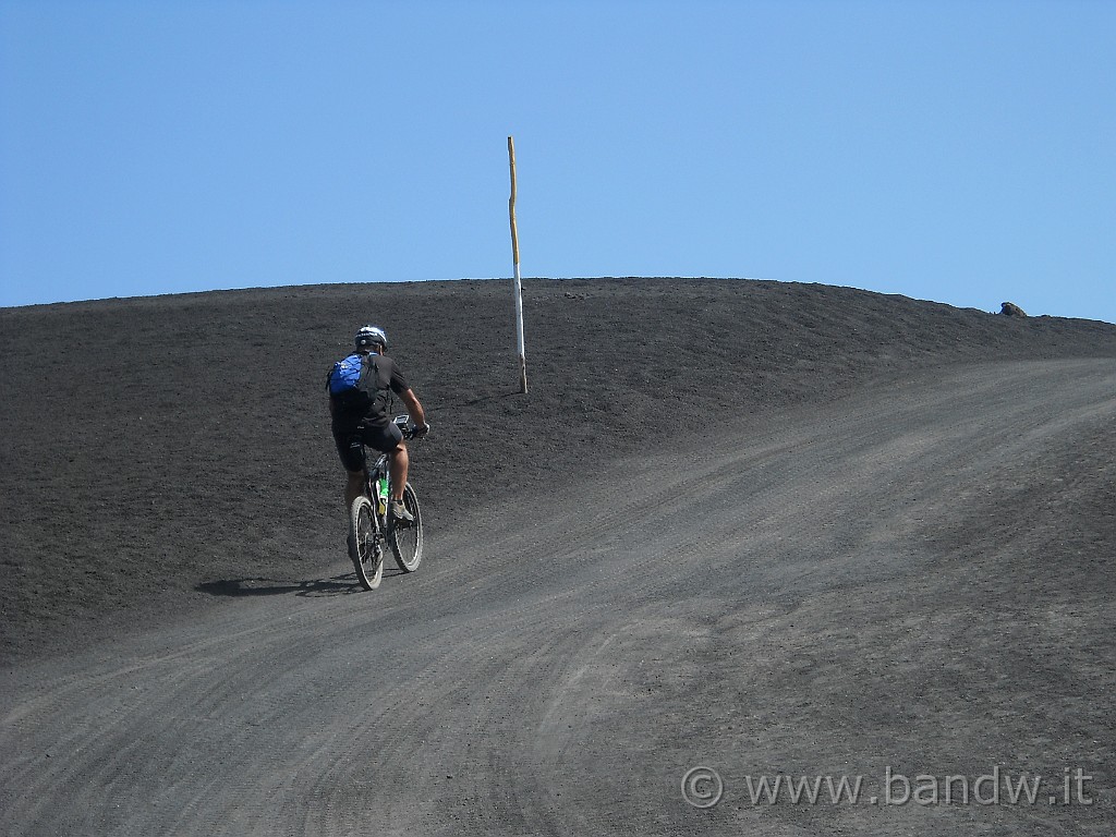 Foto de  Etna - Rif. Sapienza  Torre del filosofo  3.000 mt.