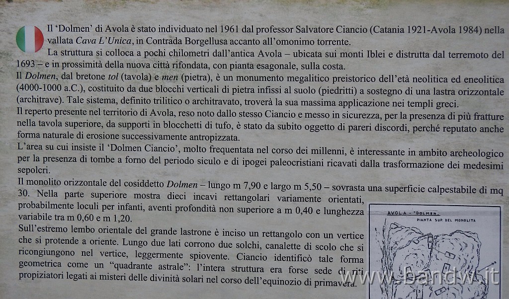 DSCN8106-01.jpeg - Dolmen di Avola