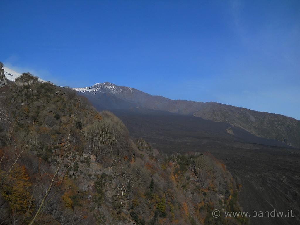 DSCN2602.JPG - Dentro la Valle del Bove