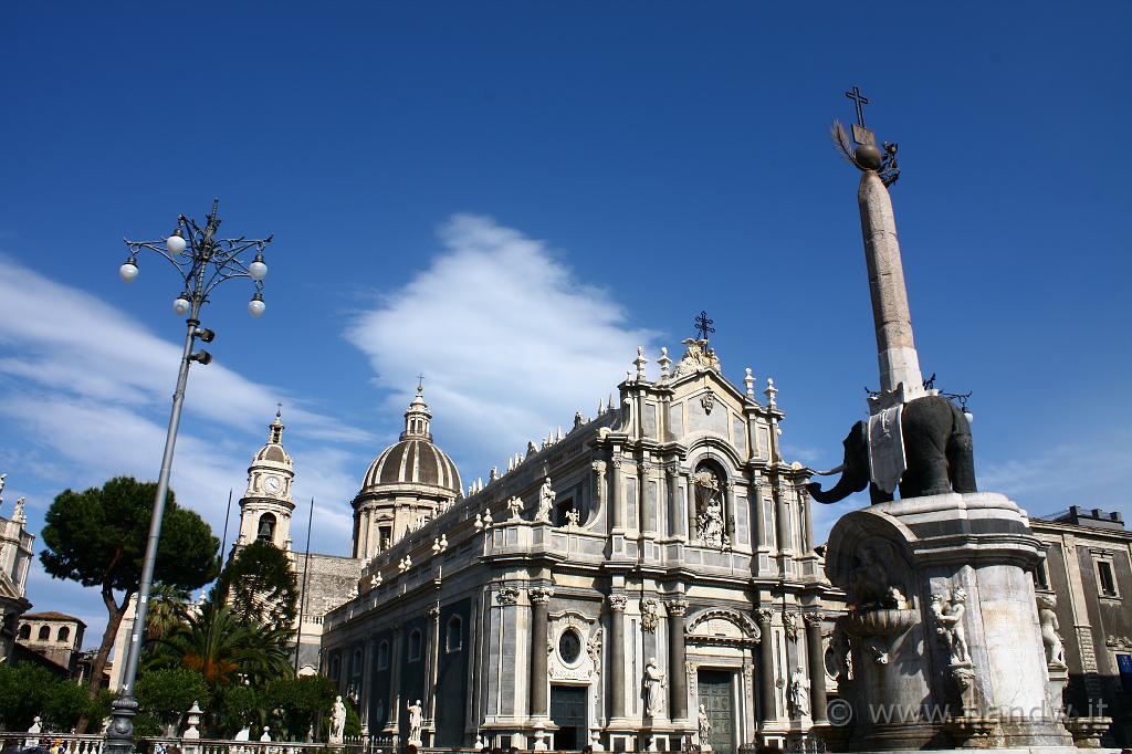 Piazze Catania_002.JPG - Piazza Duomo