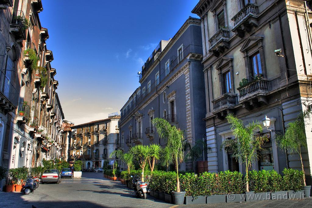 Strade_Vie_Catania_005.jpg - Via Michele Rapisardi adiacente al Teatro Massimo Bellini