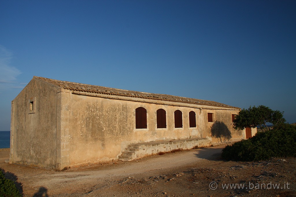 Marzamemi_085.JPG - Vecchio palmento nei pressi di Vendicari il Loc. San Lorenzo