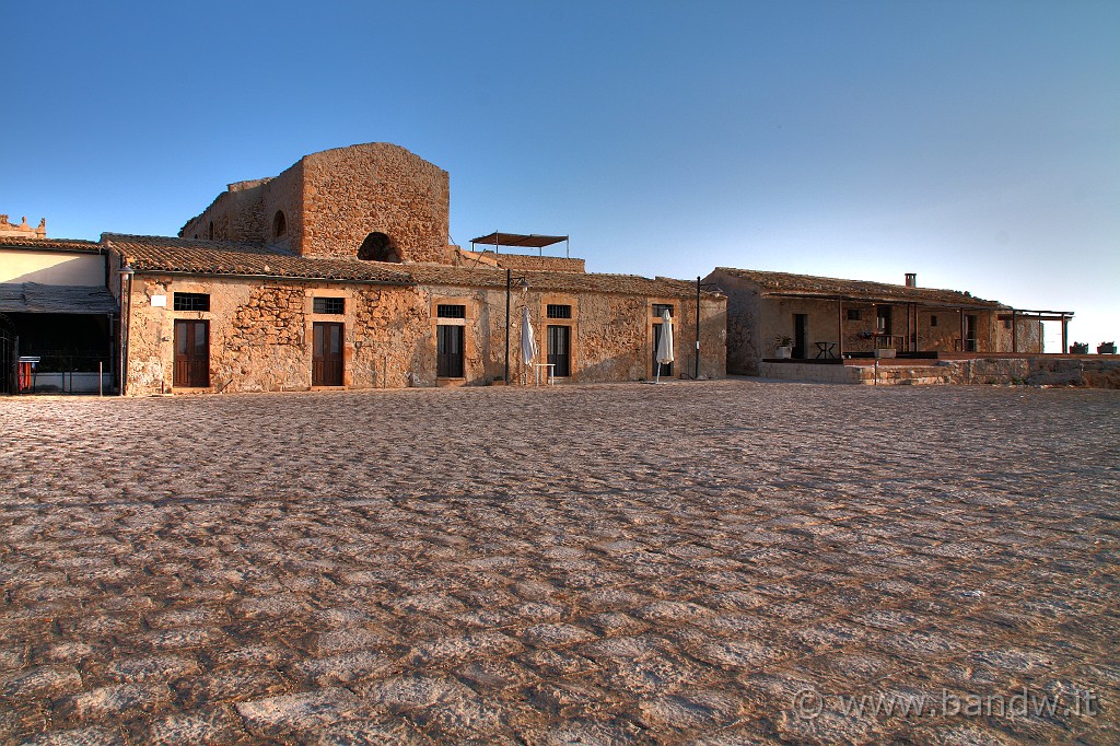 Marzamemi_126.jpg - Marzamemi - Il borgo all'alba