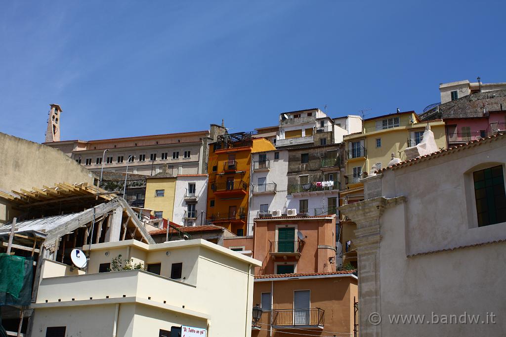 Scilla e Chianalea_011.JPG - Abitazioni di Scilla