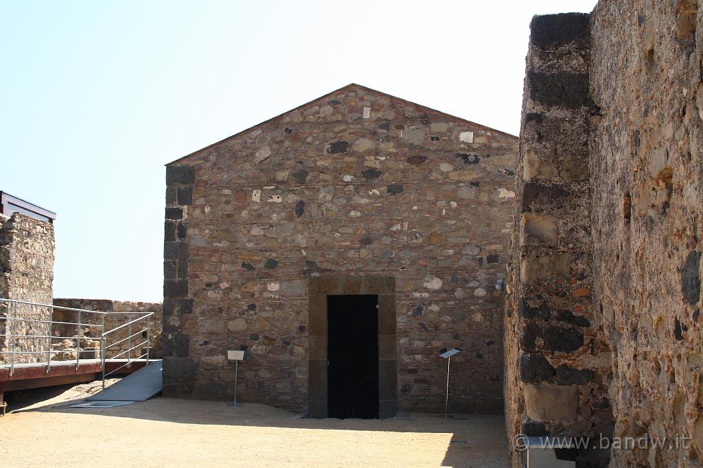 Castello di Calatabiano_085.JPG - La cappella del castello