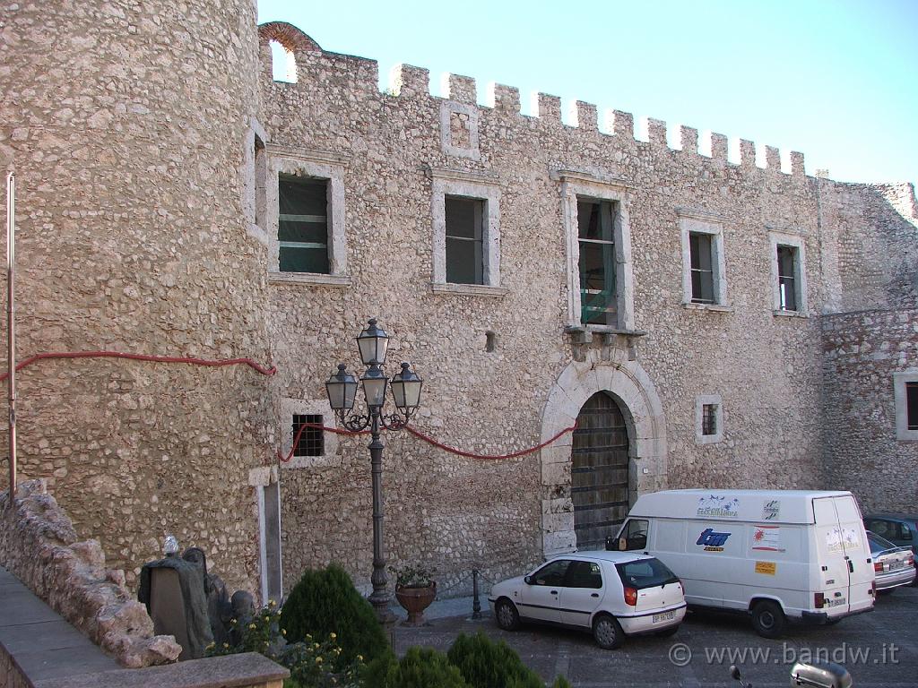 Castello di Roccavaldina_001.JPG