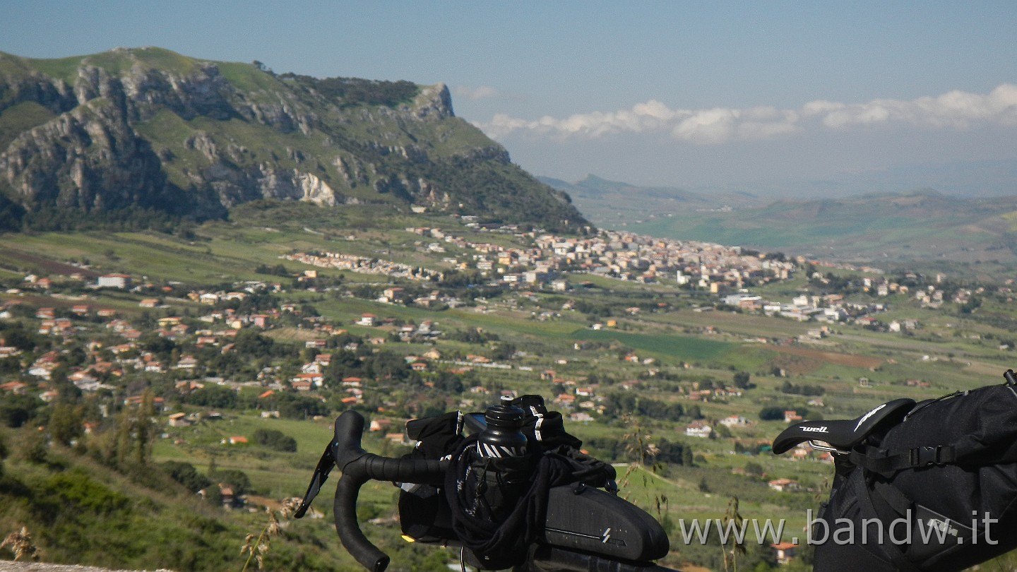 DSCN9646.JPG - San Giuseppe Jato dalla SP 20