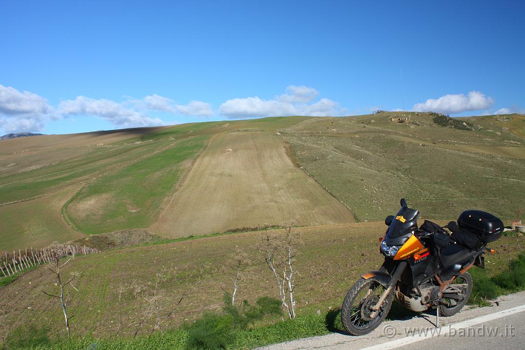 Centro_Sicilia_040.JPG - .........arrivo nei pressi ..........