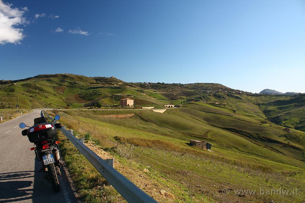 Centro_Sicilia_083.JPG - ......... qui il vento è più calmo.....