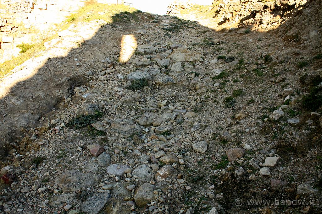 Centro_Sicilia_108.JPG - ...... mi pento di averla imboccata senza averla prima esplorata a piedi.