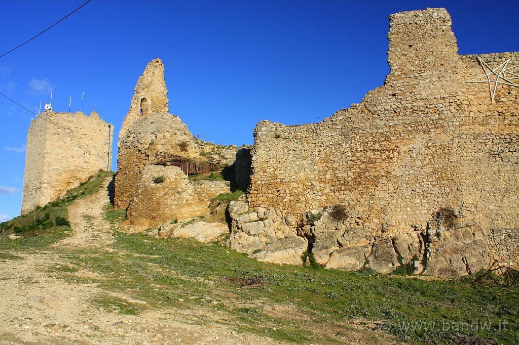 Centro_Sicilia_113.JPG - .......o almeno quello che rimane di esso....