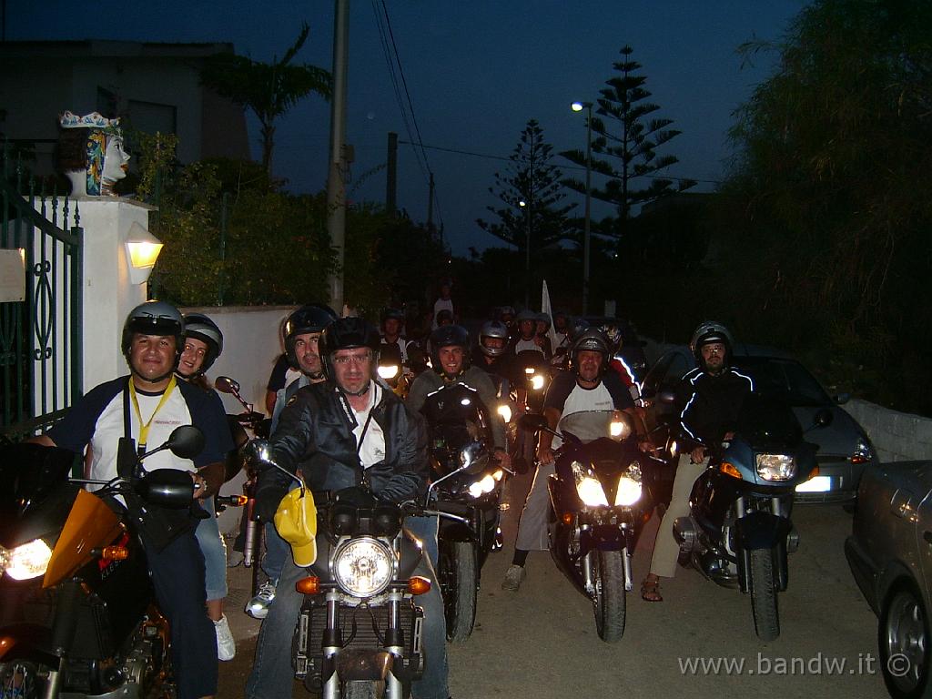 Famiglia_in_moto(103).JPG - Agosto 2005 - Week end nel ragusano con Cataniainmoto