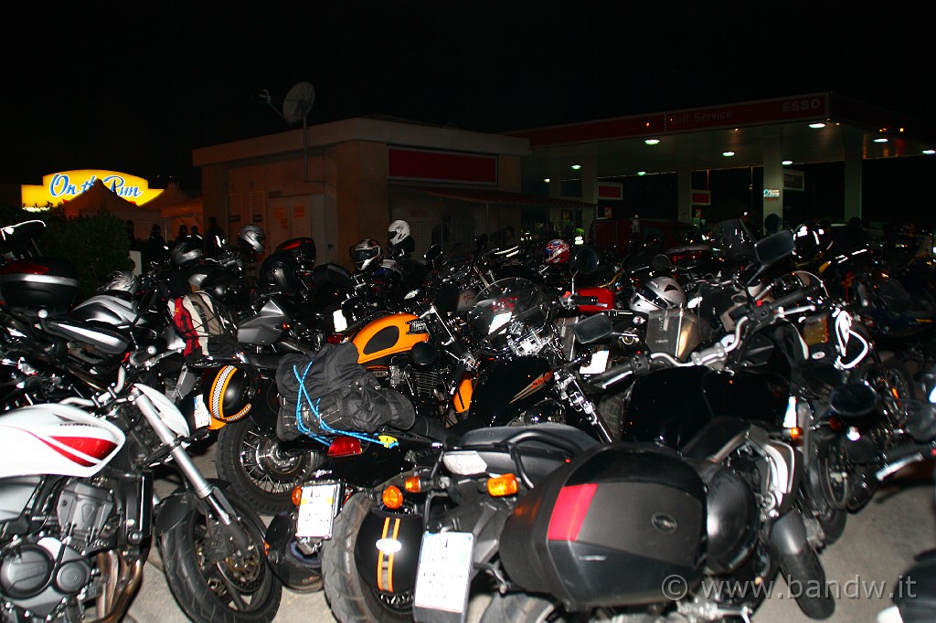 Notturna_On_The_Road_in_the_night_2010_029.JPG